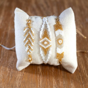 PACK 3 PULSERAS SAWA · Golden White